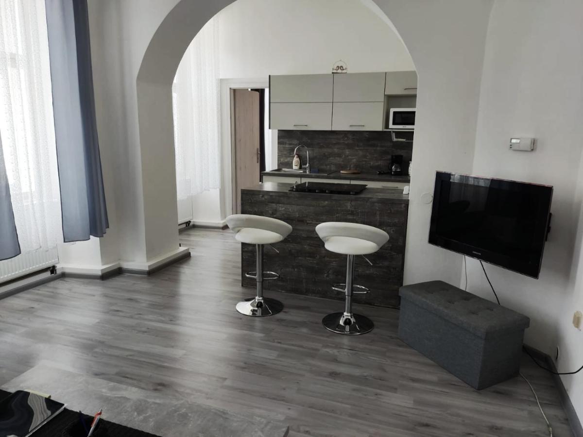 Apartament Apartman U Kostela Loket Zewnętrze zdjęcie